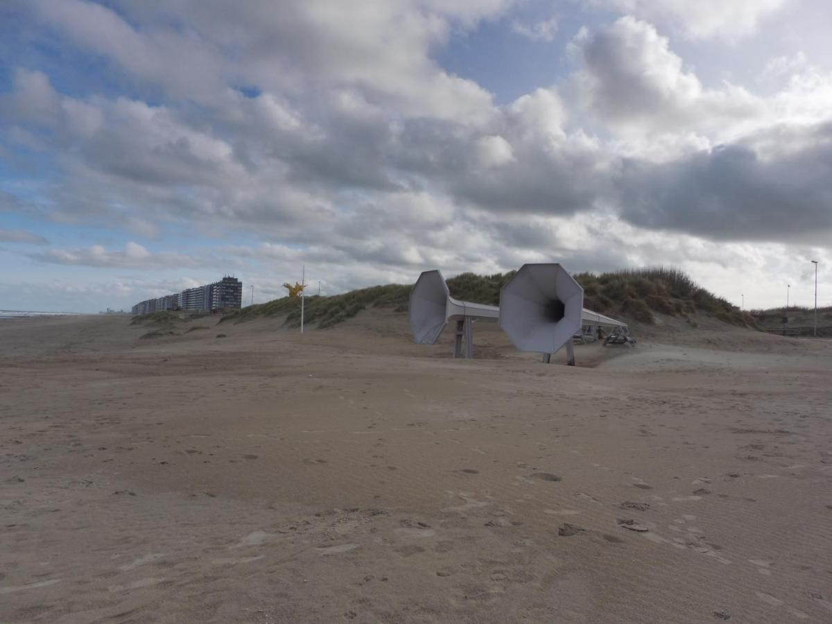 Studio On The Beach With Sea View Middelkerke Luaran gambar