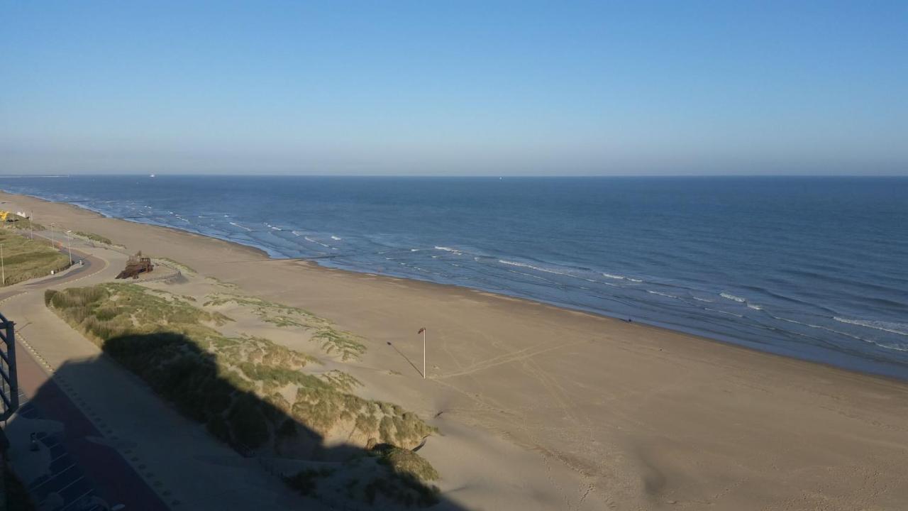 Studio On The Beach With Sea View Middelkerke Luaran gambar