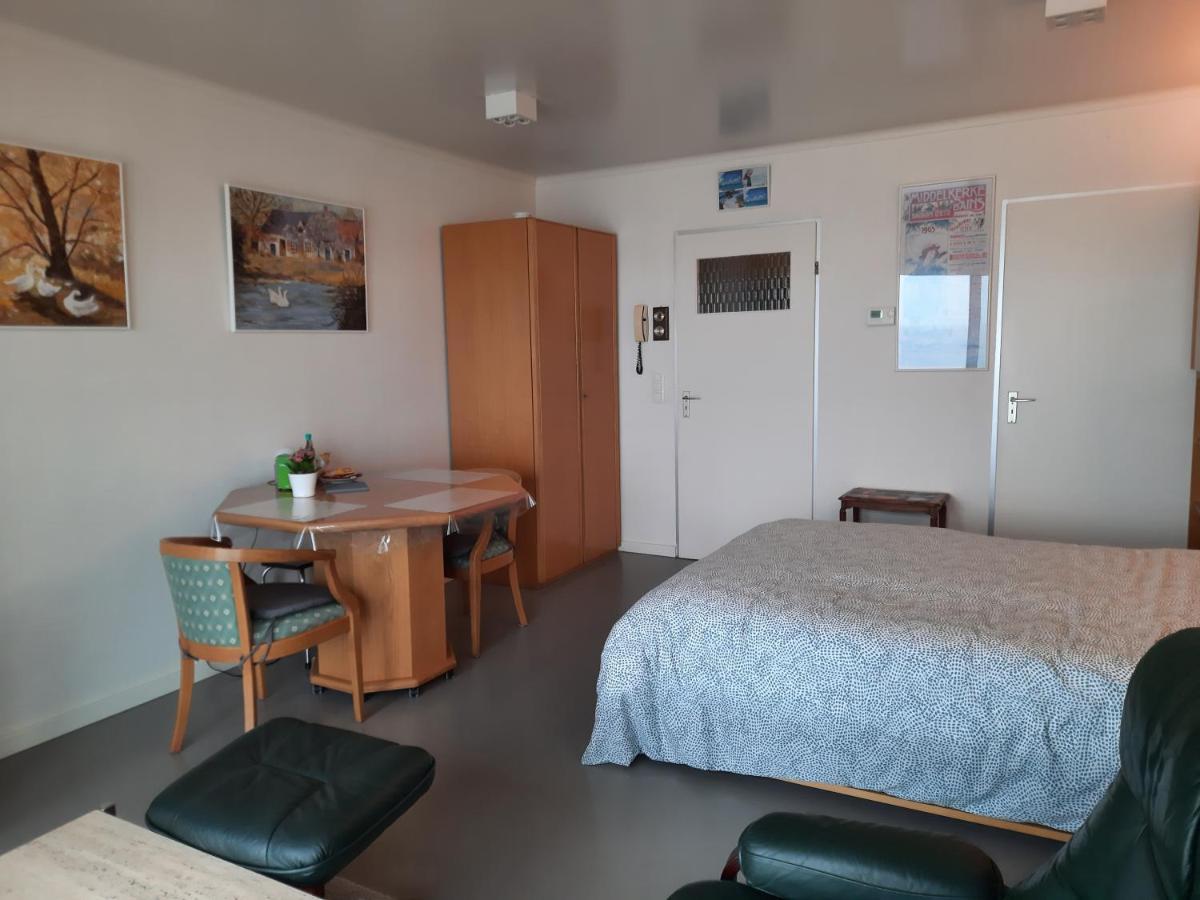 Studio On The Beach With Sea View Middelkerke Luaran gambar