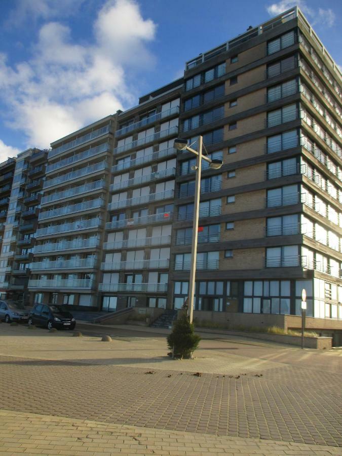 Studio On The Beach With Sea View Middelkerke Luaran gambar