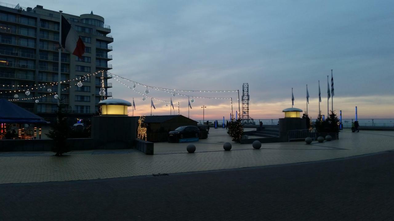 Studio On The Beach With Sea View Middelkerke Luaran gambar